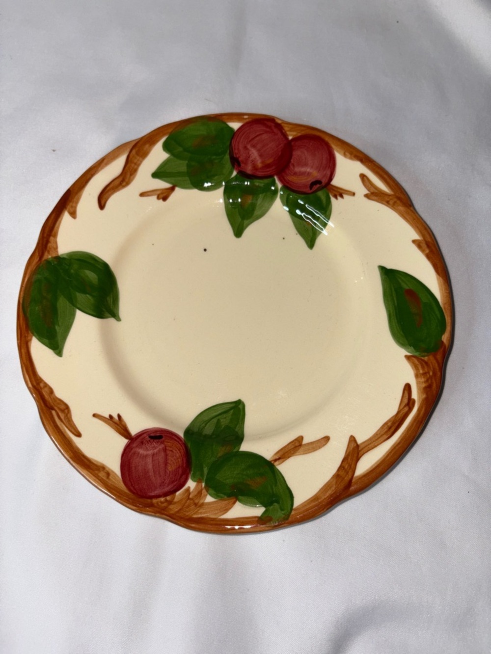 Franciscan Apple Set of 3 Small Plates 8” Vintage USA Hand Painted - Picture 7 of 8